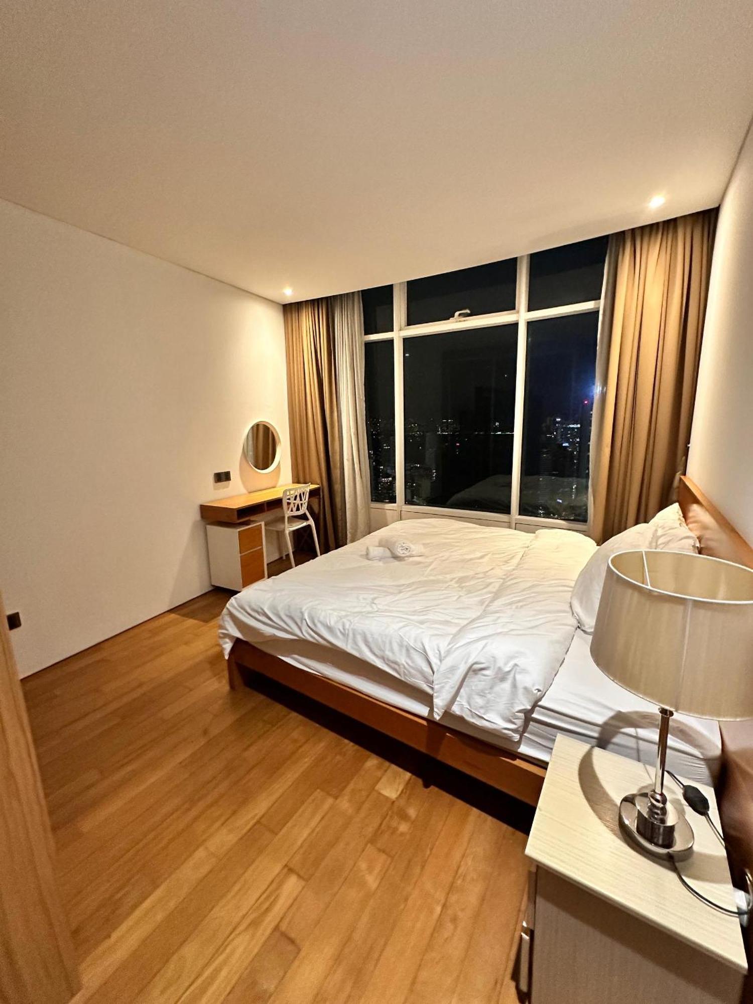 Vortex Hotel Suites Klcc At Kuala Lumpur City Center ภายนอก รูปภาพ
